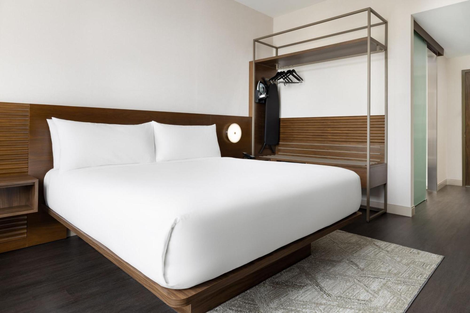 Ac By Marriott Hotel Newtown Square